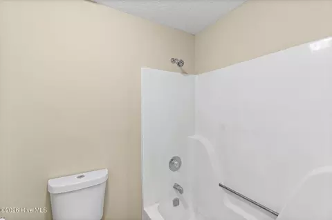 Bath - 3763 Winchester Trl, Martinez, GA 30907 photo 3 of 4