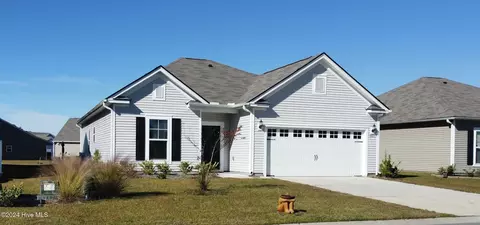 9463 Barnstormer Dr, Calabash, NC 28467