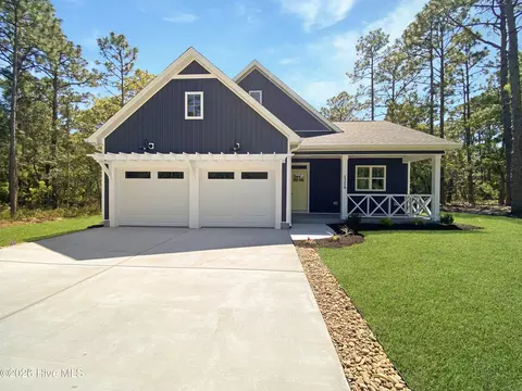 1216 Jefferson Rd, Boiling Spring Lakes, NC 28461