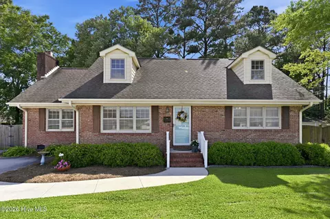 204 Piney Green Rd, Jacksonville, NC 28546