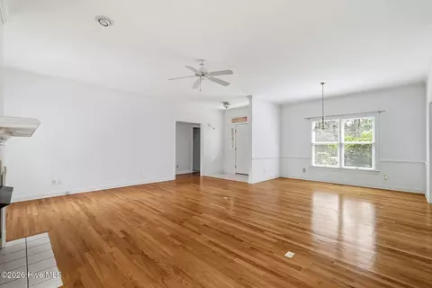 Living - 7 Riviera Dr, Pinehurst, NC 28374 photo 3 of 6