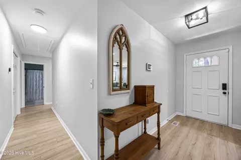 Entry Way - 303 Long Leaf Dr, Hampstead, NC 28443 photo 1 of 6