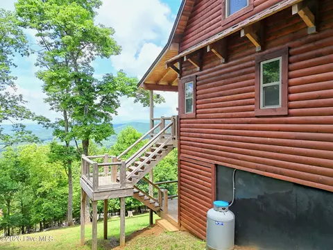 Exterior - 195 Grant Dr, Murphy, NC 28906 photo 11 of 25