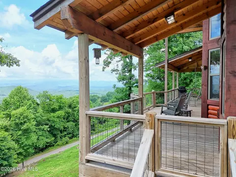 Exterior - 195 Grant Dr, Murphy, NC 28906 photo 8 of 25
