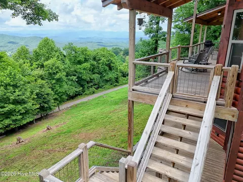 Exterior - 195 Grant Dr, Murphy, NC 28906 photo 7 of 25