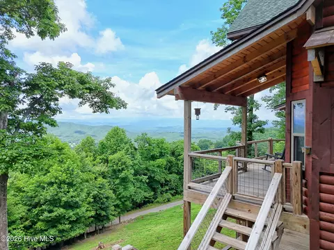 Exterior - 195 Grant Dr, Murphy, NC 28906 photo 6 of 25
