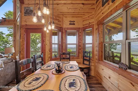 Dining - 195 Grant Dr, Murphy, NC 28906 photo 3 of 4