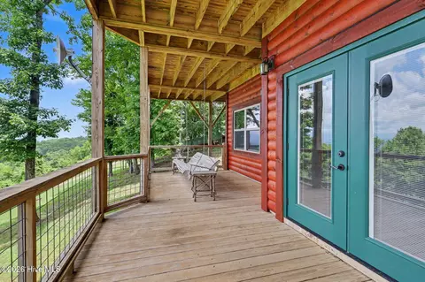 Exterior - 195 Grant Dr, Murphy, NC 28906 photo 3 of 25