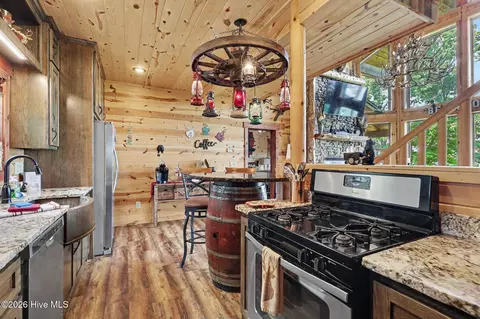 Kitchen - 195 Grant Dr, Murphy, NC 28906 photo 1 of 3