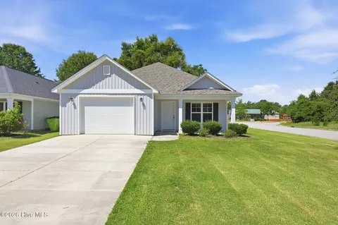 106 Heckathorne Dr, New Bern, NC 28560