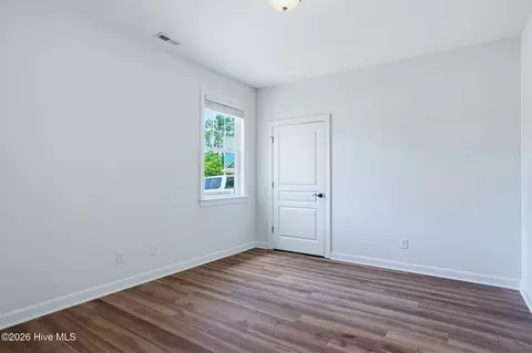 Bedroom - 23 Stonegate Cir, Hampstead, NC 28443 photo 3 of 5