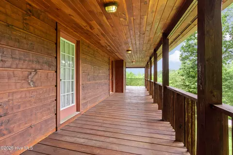 Exterior - 383 Hy Cobb Dr, Murphy, NC 28906 photo 12 of 20