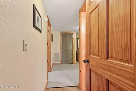 Entry Way - 383 Hy Cobb Dr, Murphy, NC 28906 photo 11 of 15