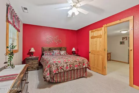 Bedroom - 383 Hy Cobb Dr, Murphy, NC 28906 photo 10 of 12
