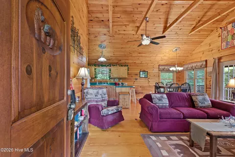 Entry Way - 383 Hy Cobb Dr, Murphy, NC 28906 photo 1 of 15