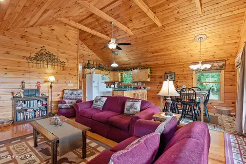 Living - 383 Hy Cobb Dr, Murphy, NC 28906 photo 5 of 7