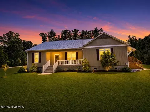 126 Charlie Rd, Arapahoe, NC 28510