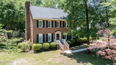 1215 Cambridge Rd NW, Wilson, NC 27896