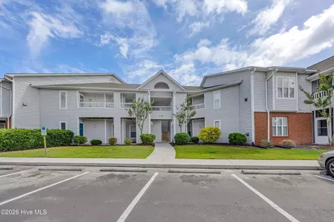 4102 Breezewood Dr #101, Wilmington, NC 28412
