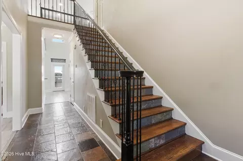 Entry Way - 516 Long Point Rd, Chocowinity, NC 27817 photo 5 of 6