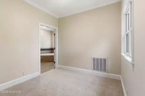 Bedroom - 516 Long Point Rd, Chocowinity, NC 27817 photo 1 of 7
