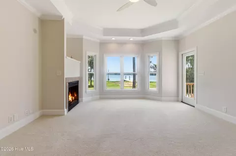 Living - 516 Long Point Rd, Chocowinity, NC 27817 photo 4 of 4