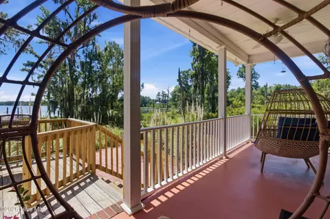 Exterior - 516 Long Point Rd, Chocowinity, NC 27817 photo 2 of 3