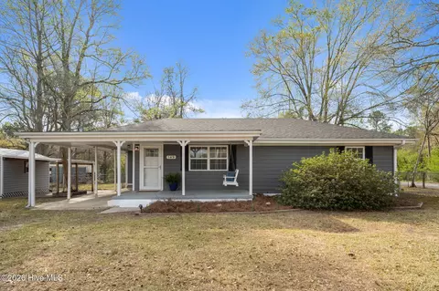 149 Haws Run Rd, Jacksonville, NC 28540