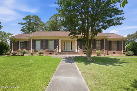 304 Lawson Rd, Washington, NC 27889