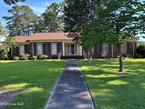 304 Lawson Rd, Washington, NC 27889