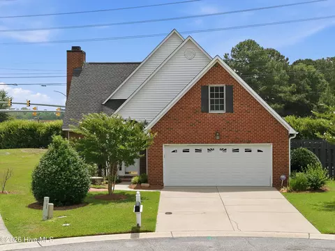 4001 Walkers Ct, Winterville, NC 28590