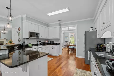Kitchen - 4513 Guildford Ct, Evans, GA 30809 photo 6 of 7