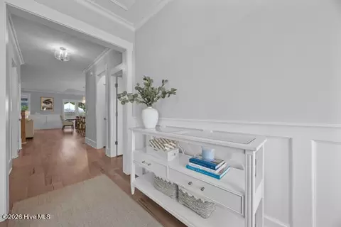 Entry Way - 170 Jackline Dr, Hampstead, NC 28443 photo 2 of 7