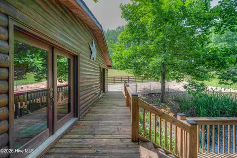 Exterior - 815 Rockridge Rd, Murphy, NC 28906 photo 1 of 15