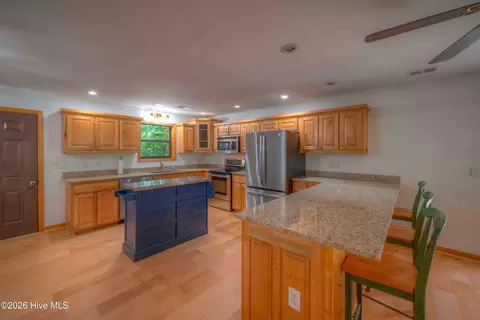 Kitchen - 815 Rockridge Rd, Murphy, NC 28906 photo 1 of 3
