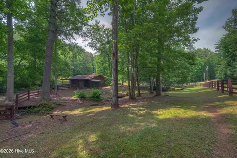 Exterior - 815 Rockridge Rd, Murphy, NC 28906 photo 9 of 15