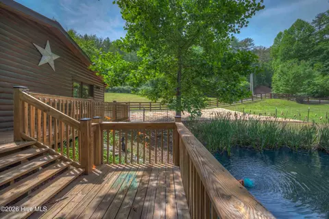 Exterior - 815 Rockridge Rd, Murphy, NC 28906 photo 2 of 15