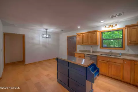 Kitchen - 815 Rockridge Rd, Murphy, NC 28906 photo 3 of 3