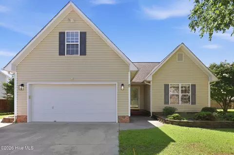 225 Yearling Loop, Jacksonville, NC 28540