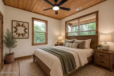 Bedroom - 460 River Mountain Rd, Murphy, NC 28906 photo 4 of 7