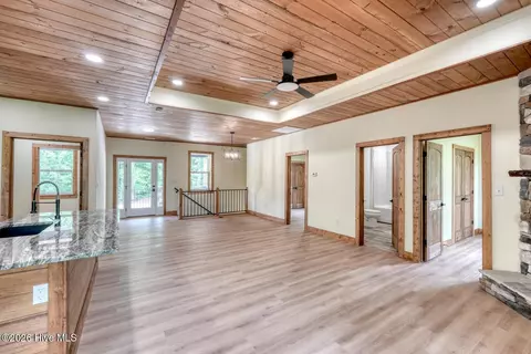 Living - 460 River Mountain Rd, Murphy, NC 28906 photo 4 of 4
