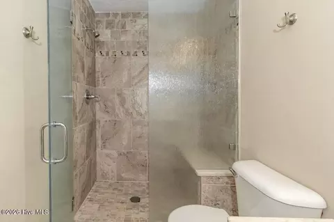 Bath - 5174 Saddle Cir, Evans, GA 30809 photo 3 of 6