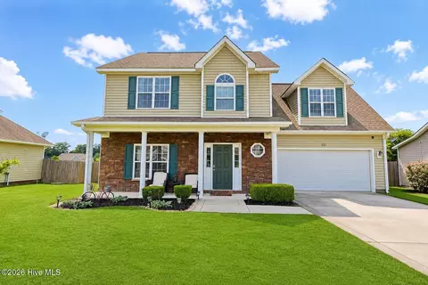 121 Moonstone Ct, Jacksonville, NC 28546