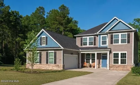 315 Neuse Dr, Holly Ridge, NC 28445