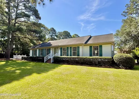 2320 Dogwood Ln, Kinston, NC 28504