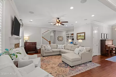 Living - 205 Dixon Ct, Evans, GA 30809 photo 1 of 2