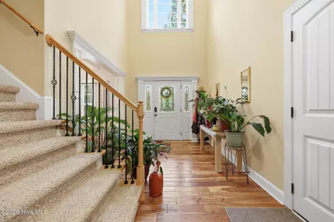 Entry Way - 585 Burning Tree Rd #10, Pinehurst, NC 28374 photo 2 of 4
