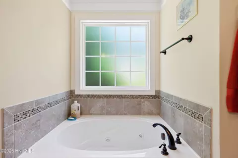 Bath - 585 Burning Tree Rd #10, Pinehurst, NC 28374 photo 5 of 7