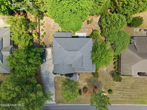 View/Area - 585 Burning Tree Rd #10, Pinehurst, NC 28374 photo 3 of 7