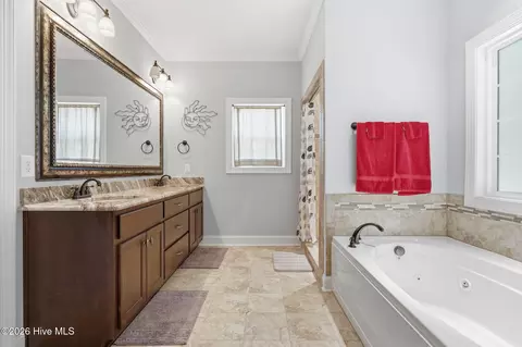 Bath - 585 Burning Tree Rd #10, Pinehurst, NC 28374 photo 1 of 7